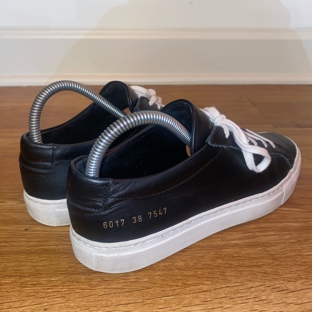 Women’s Common Projects Achilles Low Black Sneakers 38 US 8-8.5